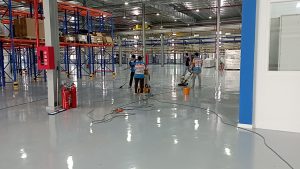 Thi công dịch vụ vệ sinh nhà xưởng tại Long An